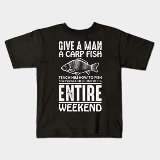 Man Carp Fish Weekend Kids T-Shirt